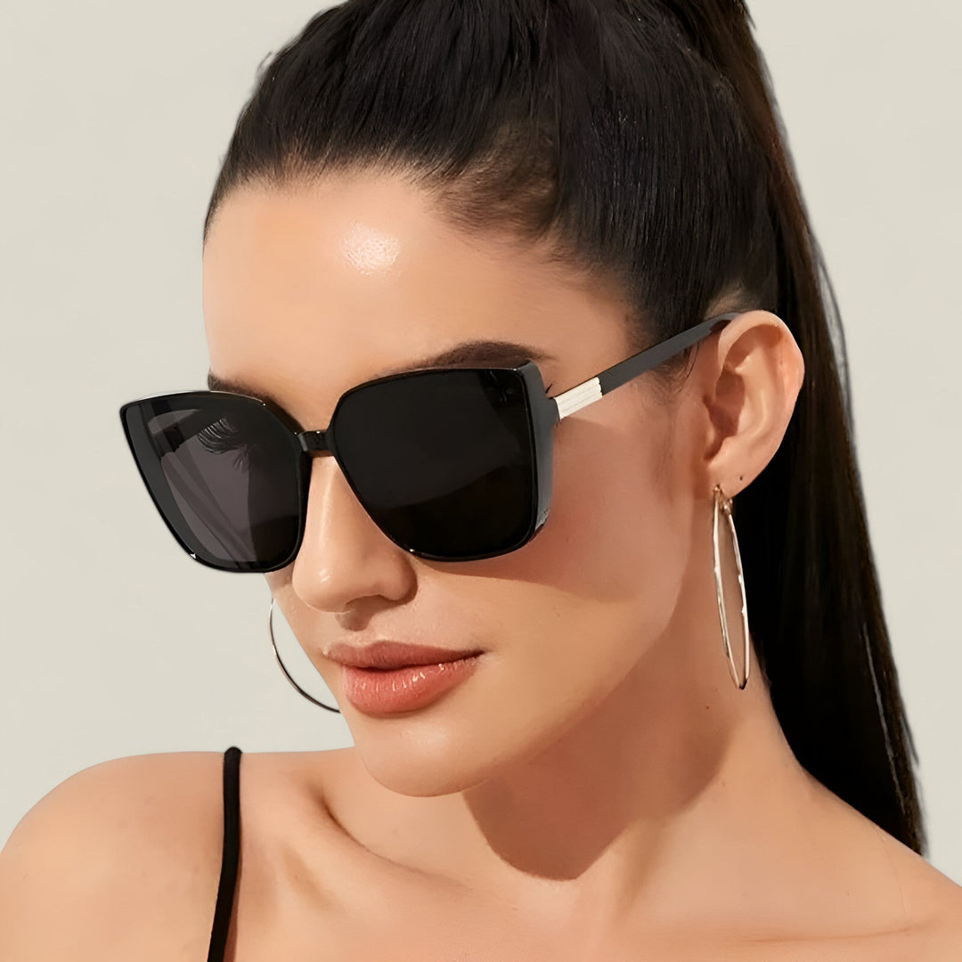 Mariana | Gafas de sol Cat-Eye: estilo chic y atrevido 