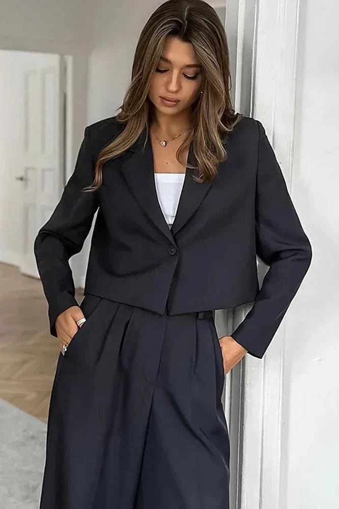 Trendiges zweiteiliges Set | Cropped Blazer & weite Hose | Eleganter und moderner Look
