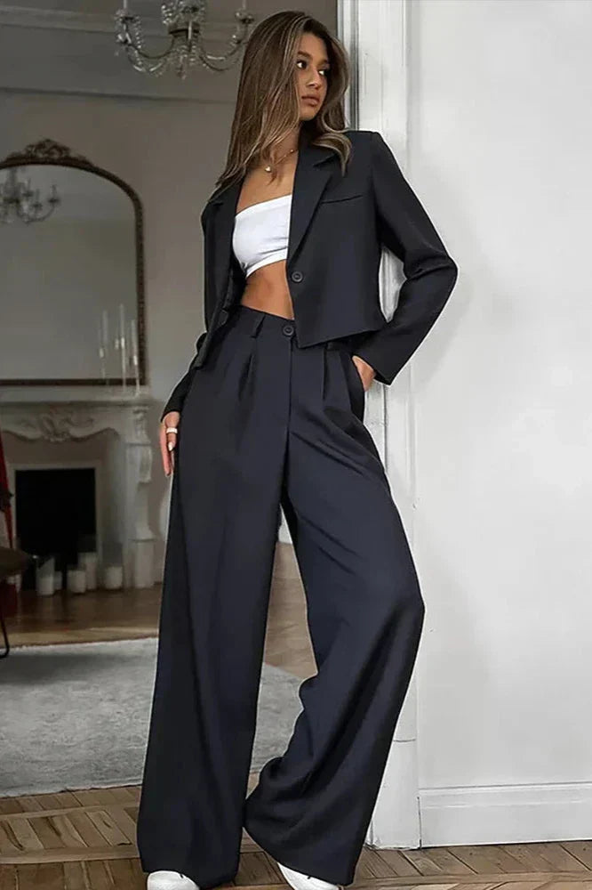 Trendiges zweiteiliges Set | Cropped Blazer & weite Hose | Eleganter und moderner Look
