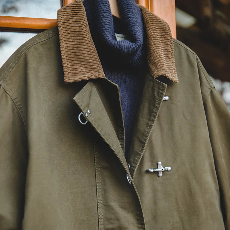 Herren Mantel in Dunkelgrün | Vintage-Langjacke mit Cordkragen im Streetstyle für Herbst
