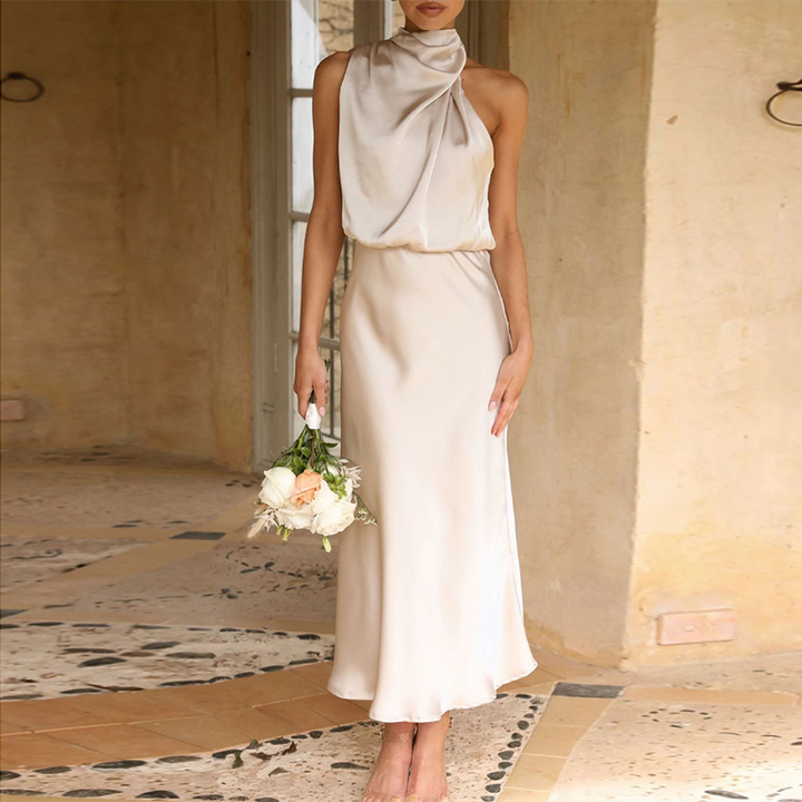 Wow Satin Kleid für Frauen | Asymmetrisches Design mit hohem Ausschnitt & eleganter Passform