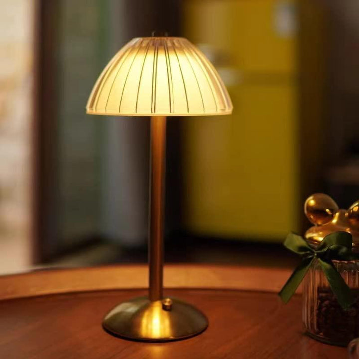 RadiantGlow | Kabellose Tischlampe