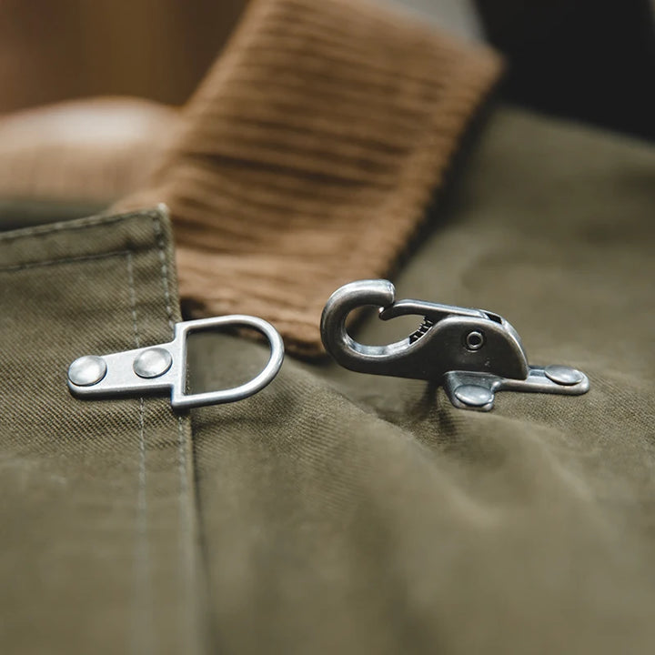 Herren Mantel in Dunkelgrün | Vintage-Langjacke mit Cordkragen im Streetstyle für Herbst