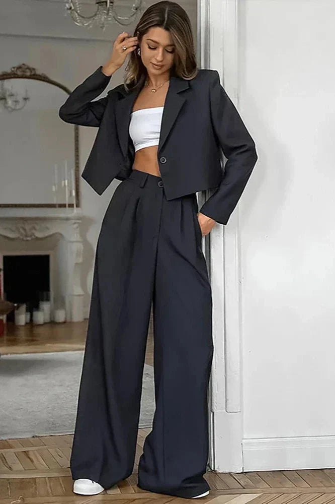 Trendiges zweiteiliges Set | Cropped Blazer & weite Hose | Eleganter und moderner Look