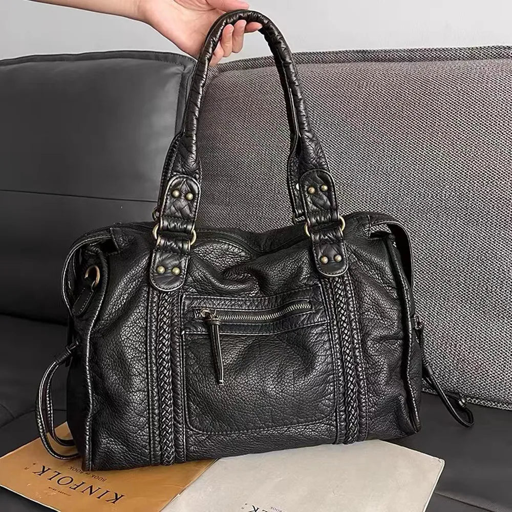 Schwarze Eleganz | Luxuriöse Handtasche aus echtem Leder