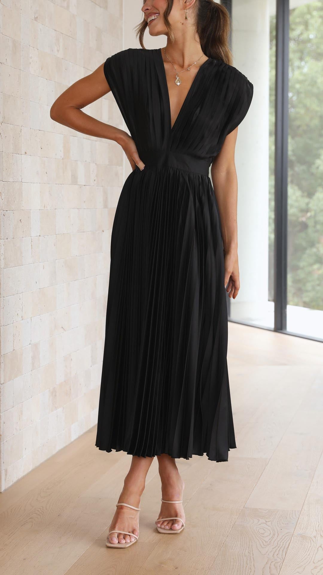 Maxikleid Damenkleid | Fließende Passform Weicher Stoff & Eleganter Stil für jeden Anlass