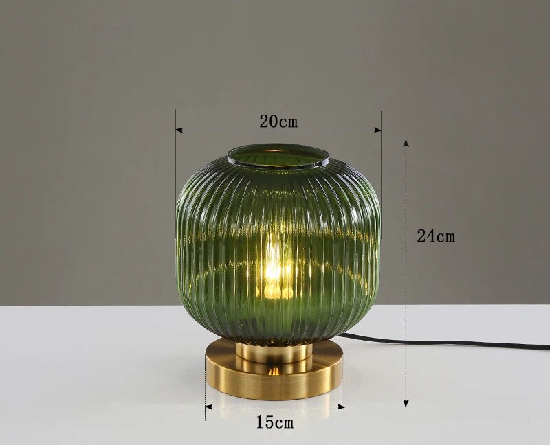 Nordisches Design Tischlampe aus Glas - Moderne LED Eleganz