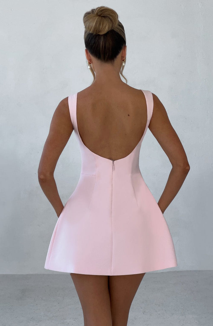 Elvaya Neckholder-Minikleid | Elegantes Pink & Verführerischer Stil