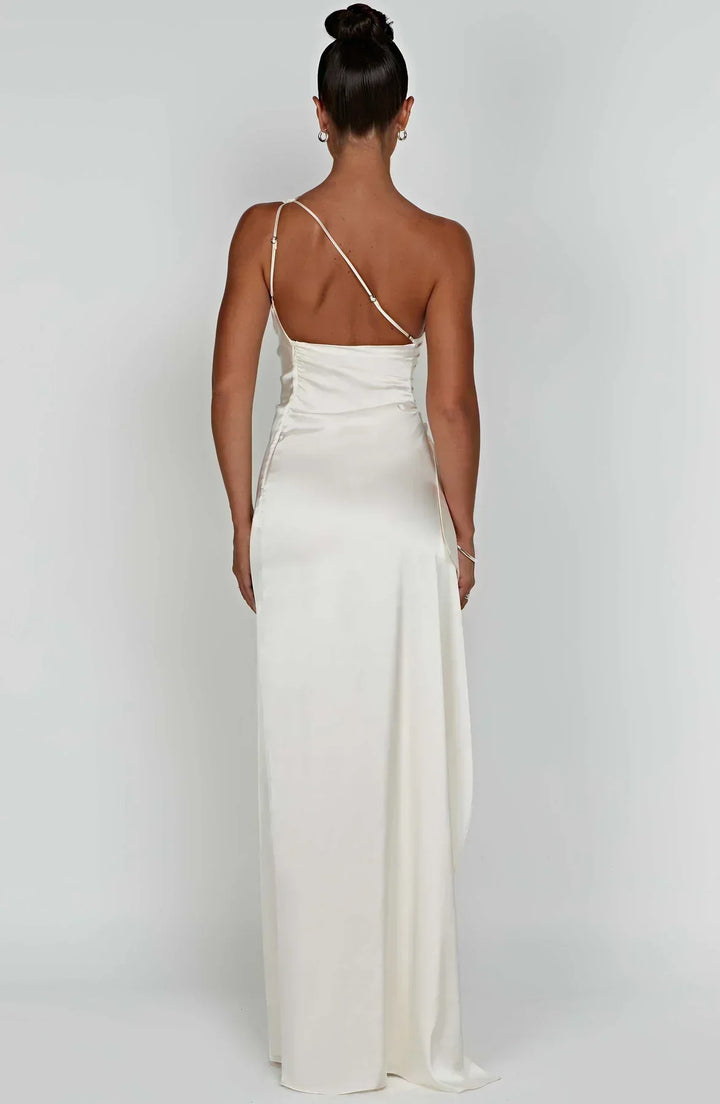 Jaida Abendkleid aus Satin | Asymmetrisches One-Shoulder Design mit hohem Schlitz und verstellbaren Trägern
