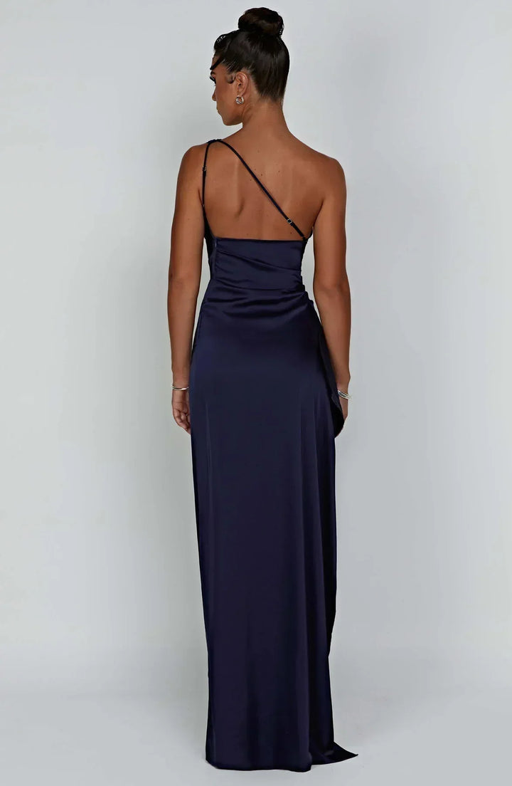 Jaida Abendkleid aus Satin | Asymmetrisches One-Shoulder Design mit hohem Schlitz und verstellbaren Trägern