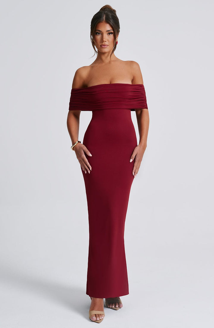 FEMIA | ELEGANTES OFF-SHOULDER KLEID