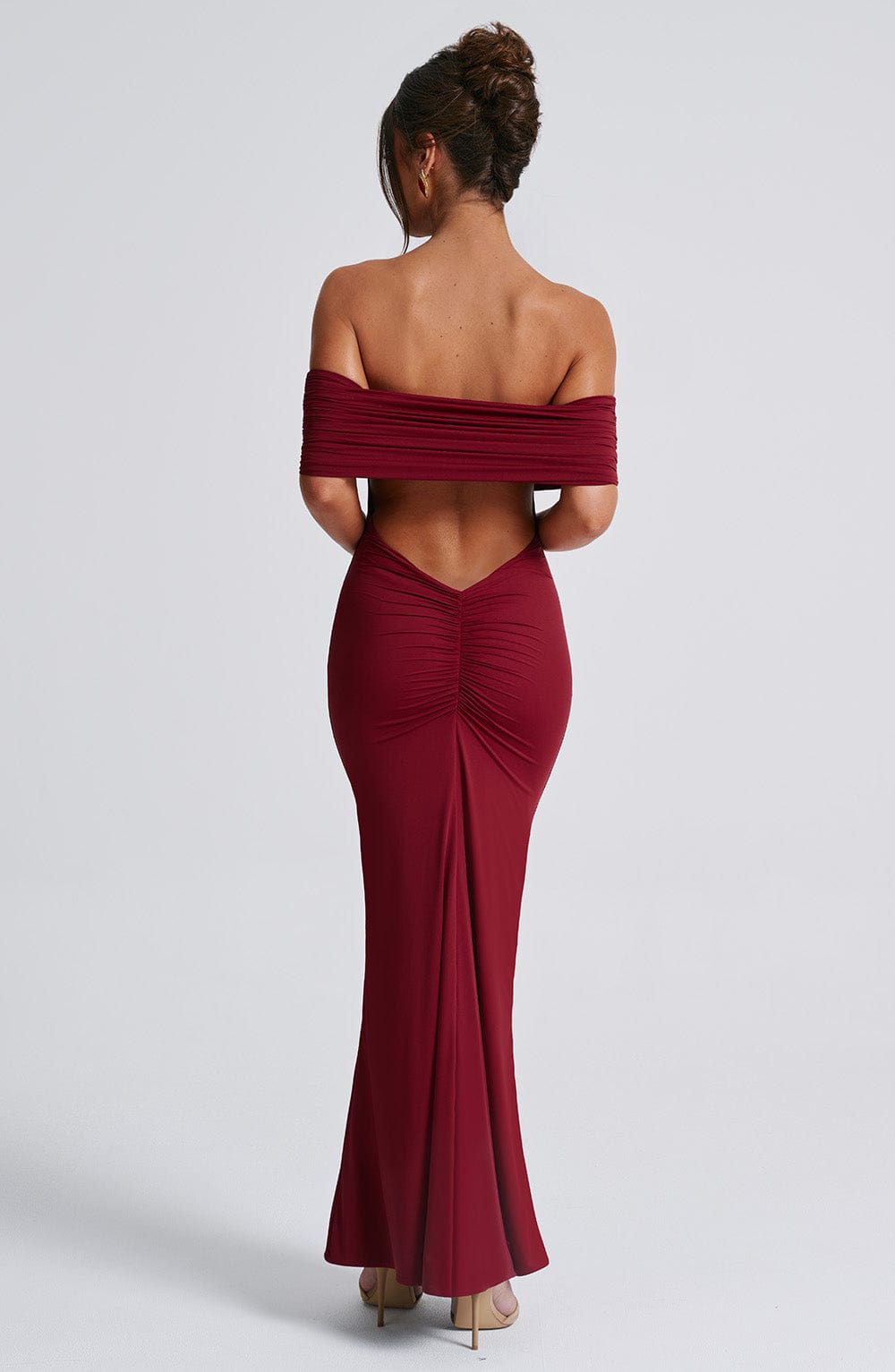 FEMIA | ELEGANTES OFF-SHOULDER KLEID