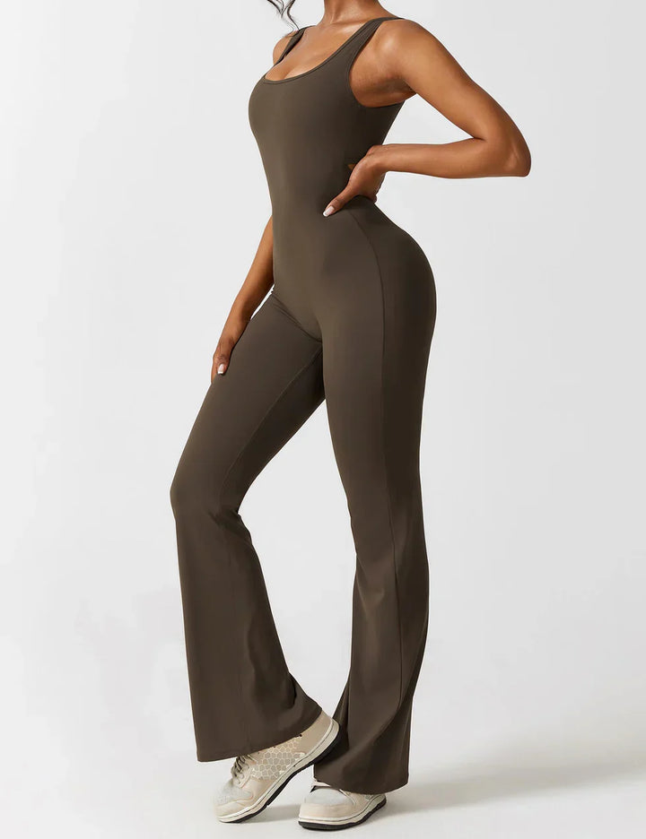 Elena | Ausgestellter Jumpsuit mit V-Rücken