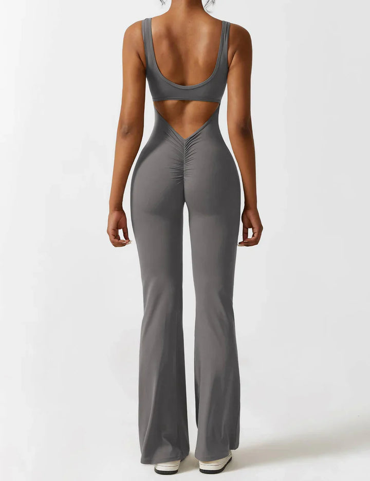 Elena | Ausgestellter Jumpsuit mit V-Rücken
