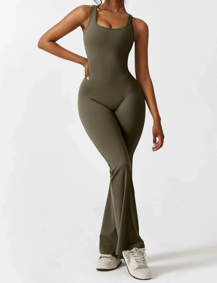 Elena | Ausgestellter Jumpsuit mit V-Rücken