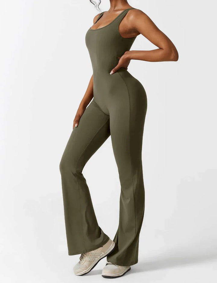 Elena | Ausgestellter Jumpsuit mit V-Rücken