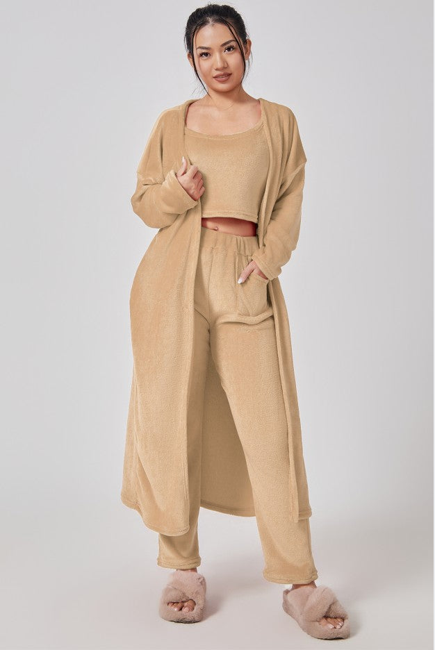 Pajama 3-tlg. Lounge Set – Weiches & Stilvolles Set mit Oberteil, Hose & Strickjacke | Perfekt für Gemütliche Tage