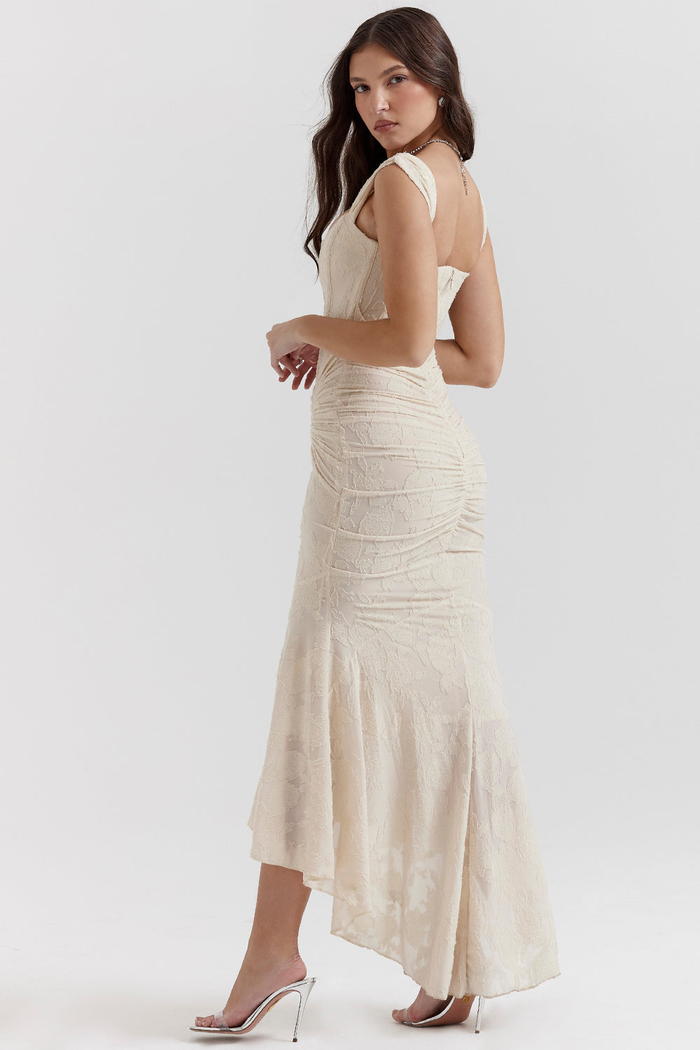 Zoey Abendkleid für Damen | Fliederfarbenes Kleid mit floraler Spitze & asymmetrischem Saum