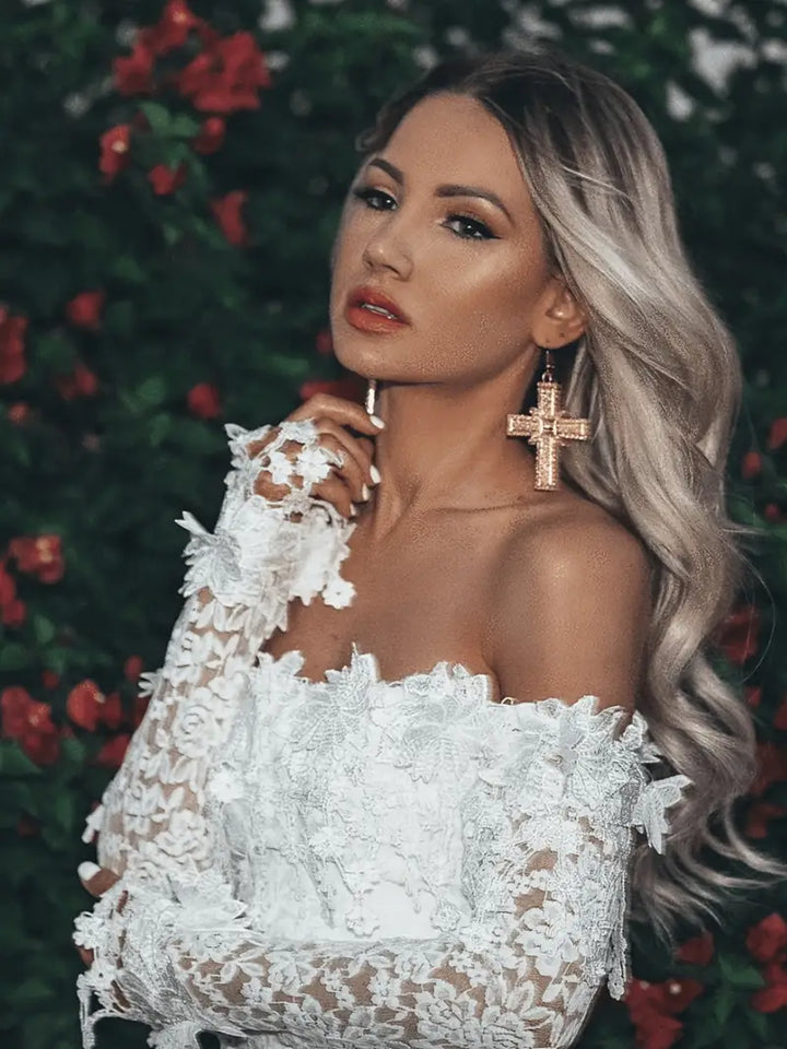 Elena | Cocktailkleider aus weißer Spitze - Eleganz und Verführung
