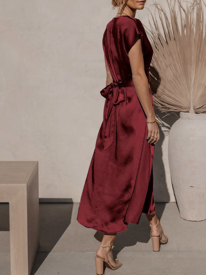 Claire Elegantes Midikleid aus Seide für Frauen | Chic & Raffiniert