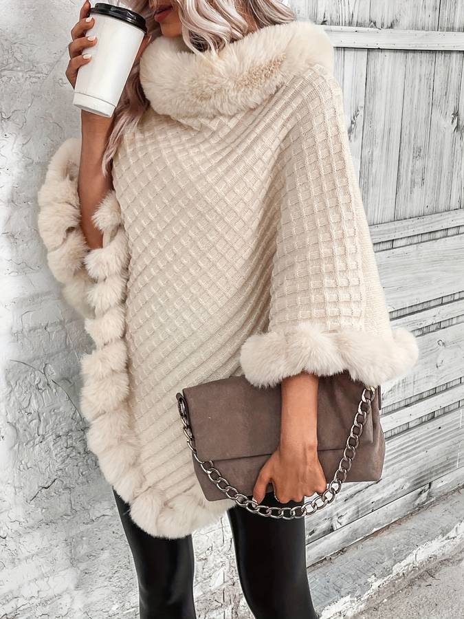 Aurelia Eleganter Poncho mit Luxusveredelung | Stil & Komfort