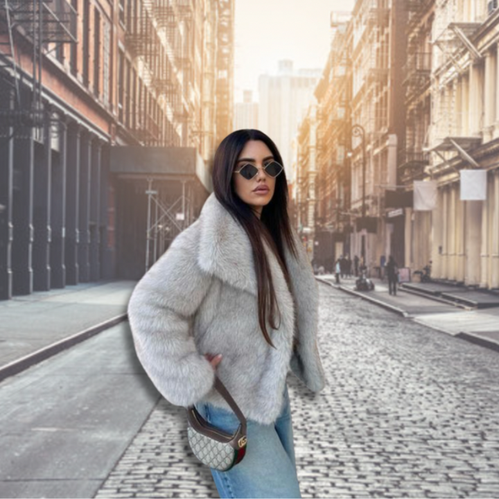 Kurze Damen-Winterjacke aus Kunstpelz | Warme und trendige Pelzjacke in Nerzoptik