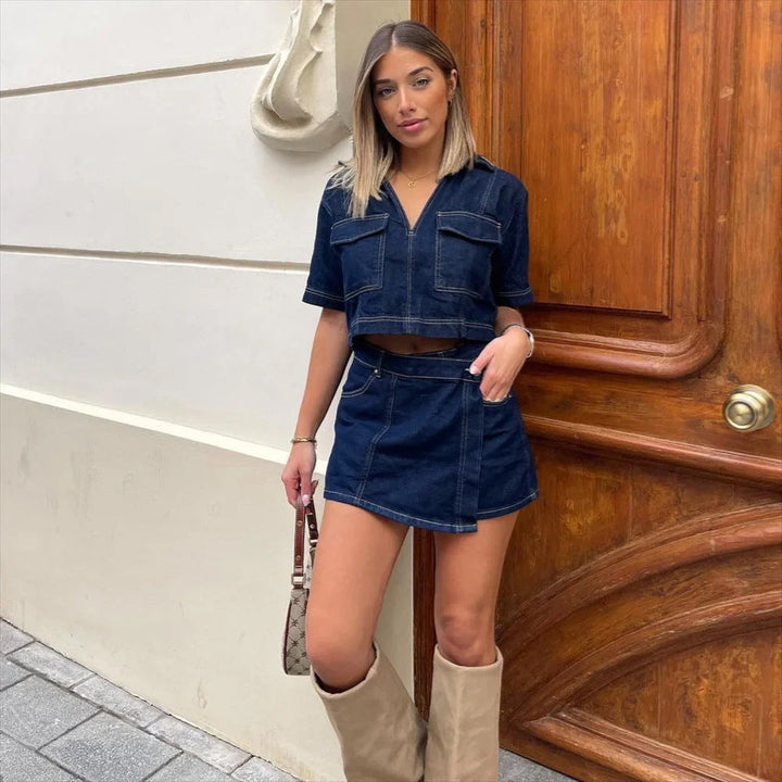 Giulia Jeans-Set für Damen mit V-Ausschnitt & Rock | Femininer Denim-Look 2025