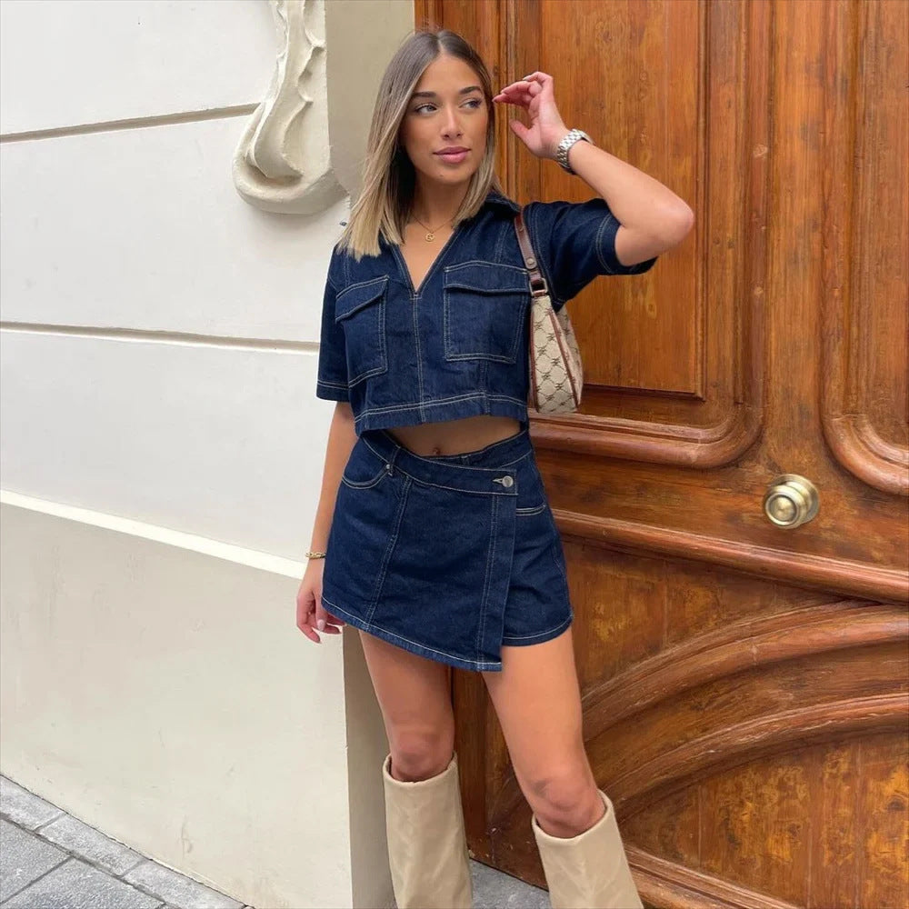 Giulia Jeans-Set für Damen mit V-Ausschnitt & Rock | Femininer Denim-Look 2025