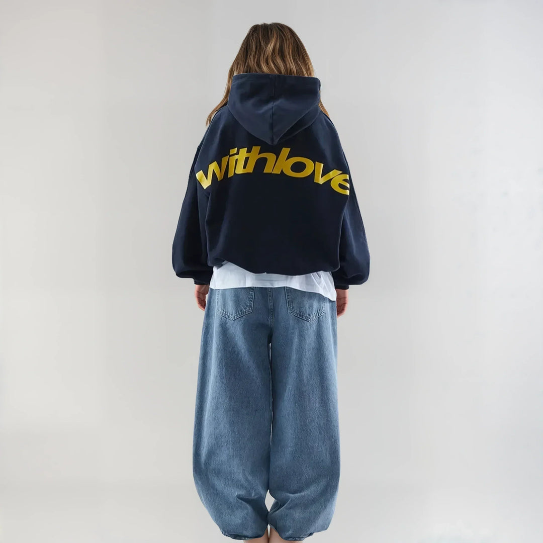 Klassischer Hoodie mit Brustprint | Bequeme Passform & vielseitiger Streetstyle-Look