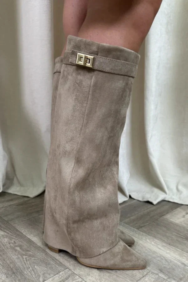 Cristela Damenstiefel mit Blockabsatz | Kniehoher Schnitt und Zeitloses Design