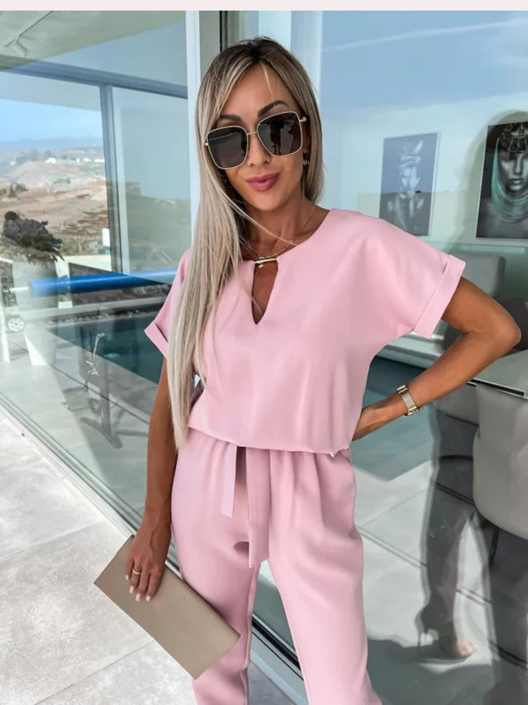 Elara Damen Jumpsuit mit V-Ausschnitt | Eleganter Einteiler mit Schleife & Weitem Bein