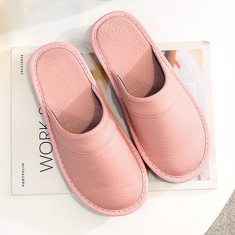 Hugo Vegan Leder Pantoffeln | Komfort und Eleganz für Zuhause