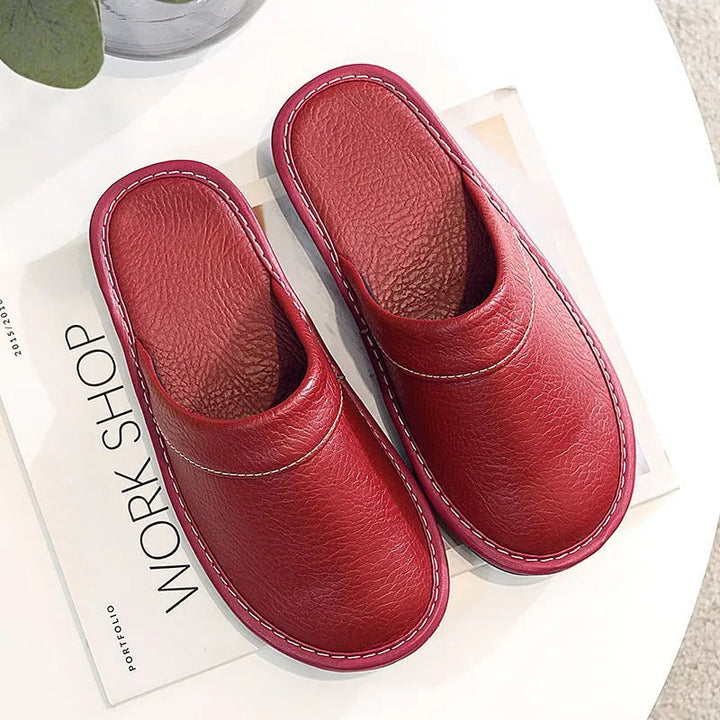 Hugo Vegan Leder Pantoffeln | Komfort und Eleganz für Zuhause