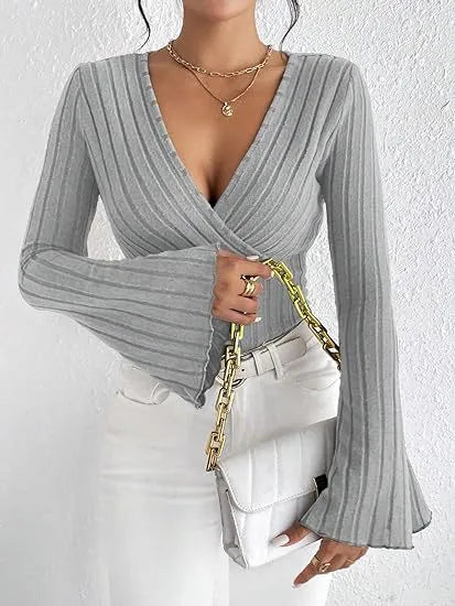Marian | Elegantes Stricktop für Frauen mit V-Ausschnitt - Weich, raffiniert & modisch
