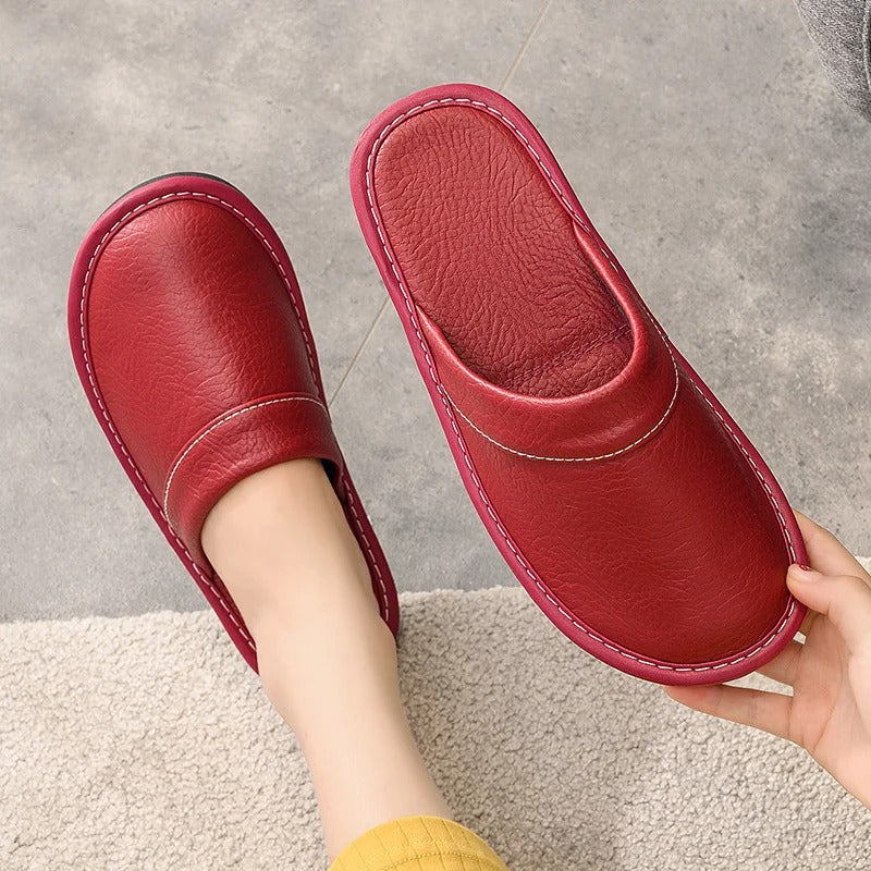 Hugo Vegan Leder Pantoffeln | Komfort und Eleganz für Zuhause