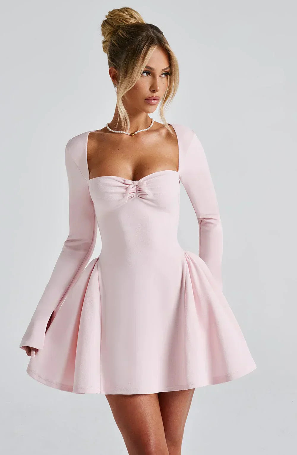 Selvya Elegantes Minikleid | Pink Blush & Raffinierter Stil