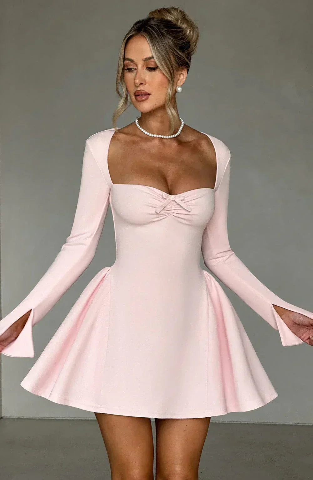 Selvya Elegantes Minikleid | Pink Blush & Raffinierter Stil