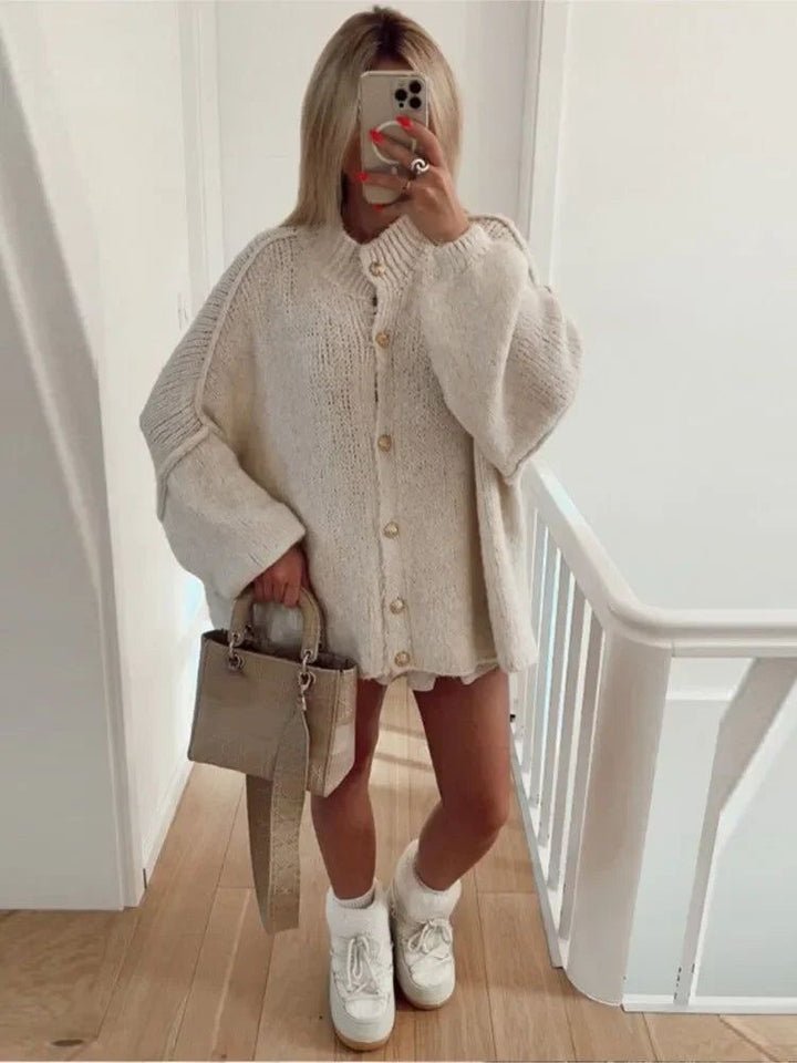 Oversized Cardigan mit Goldenen Knöpfen – Stilvoll und Gemütlich für den Winter