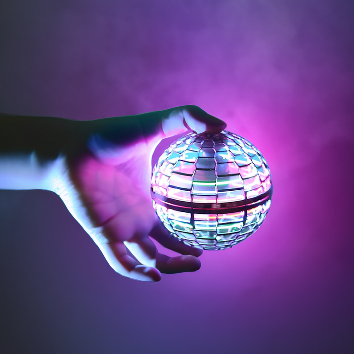 Fliegender Ball mit LED-Lichtern | Wiederaufladbares interaktives Spielzeug für Kinder