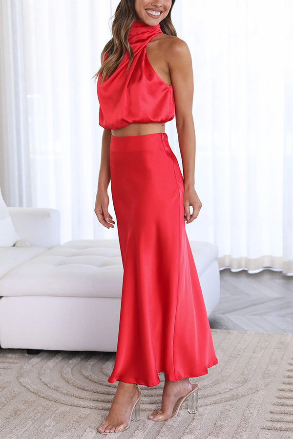 Seraphina Satin Set für Frauen | Halter Top mit offenem Rücken & fließender Maxirock für Party Look