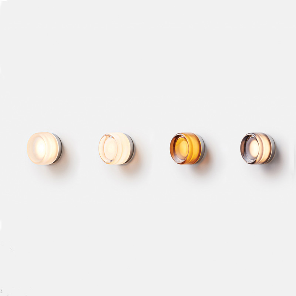 Mystic | Dimple Flush Mount Wandleuchte