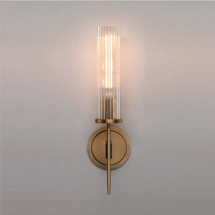 Möni | Moderne Wandleuchte aus geriffeltem Glas und Kupferfinish