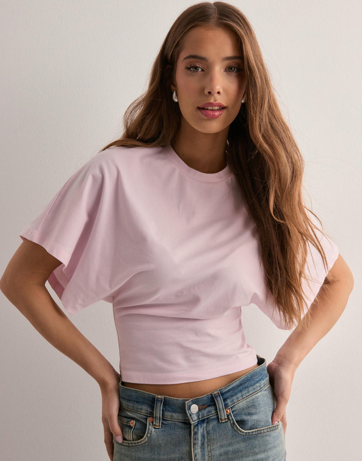 Amaya T-Shirt mit Weiten Ärmeln für Damen | Komfortabler Everyday-Look mit Trendfaktor