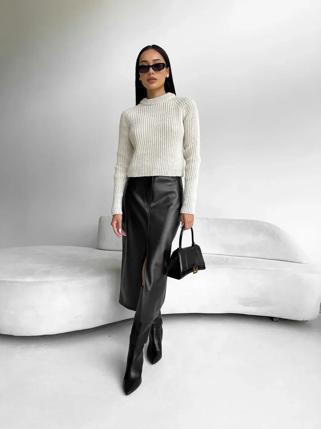 Patricia Damen Midirock aus Ökoleder | Eleganter Rock mit Hohem Schlitz & Lederoptik