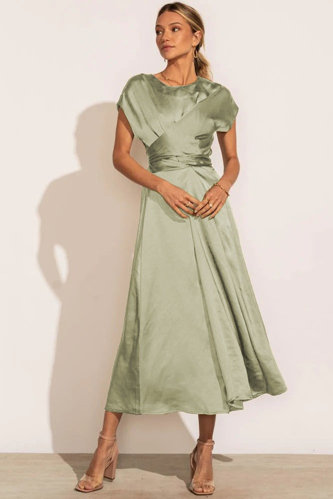 Claire Elegantes Midikleid aus Seide für Frauen | Chic & Raffiniert