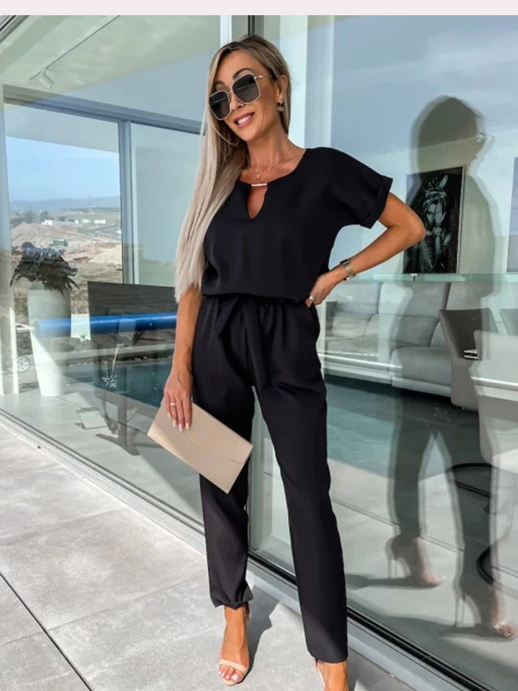 Elara Damen Jumpsuit mit V-Ausschnitt | Eleganter Einteiler mit Schleife & Weitem Bein